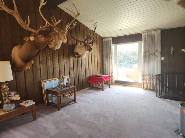 9226 Blue Ridge Road, Manhattan, KS 66503