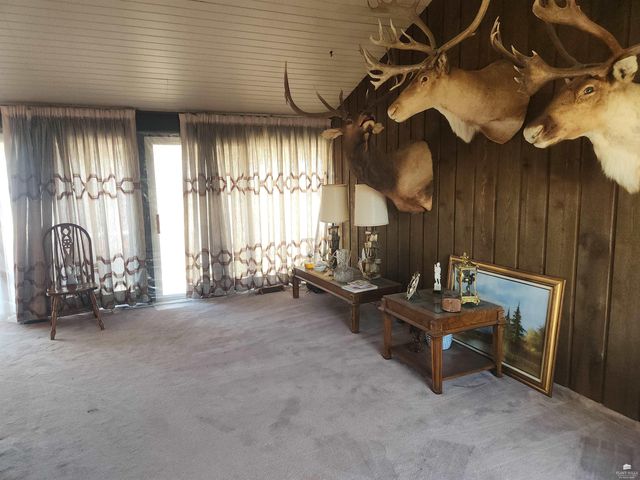 9226 Blue Ridge Road, Manhattan, KS 66503