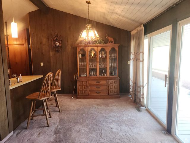 9226 Blue Ridge Road, Manhattan, KS 66503