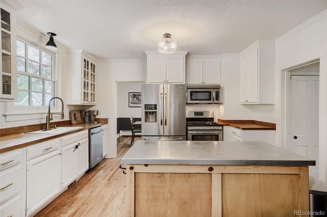 902 Main Street, Georgetown, CO 80444