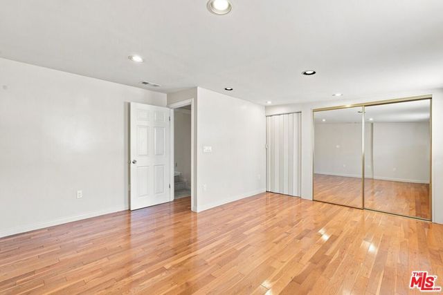 8845 Glider Avenue, Los Angeles, CA 90045