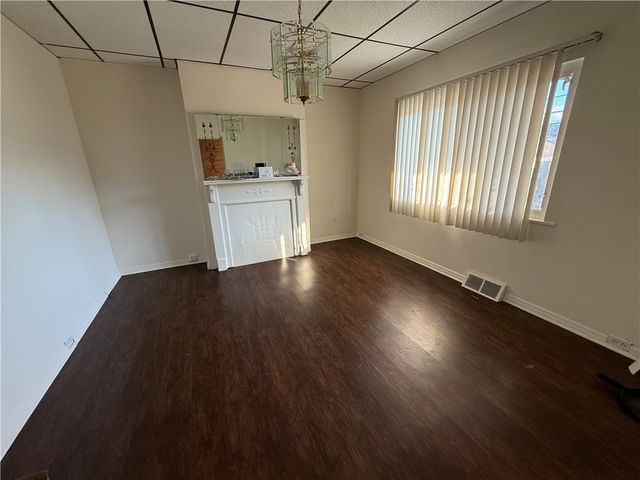 122 Greydon Ave, Mckees Rocks, PA 15136