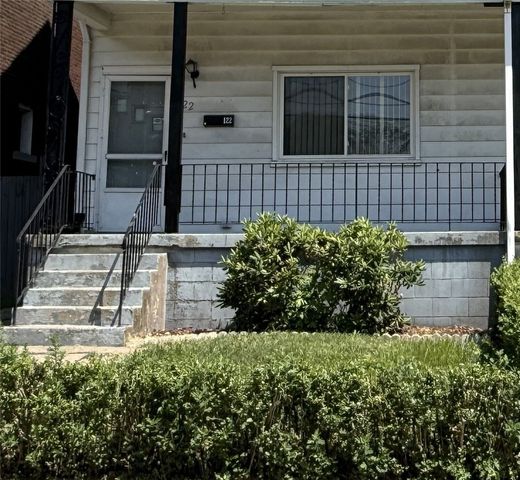 122 Greydon Ave, Mckees Rocks, PA 15136