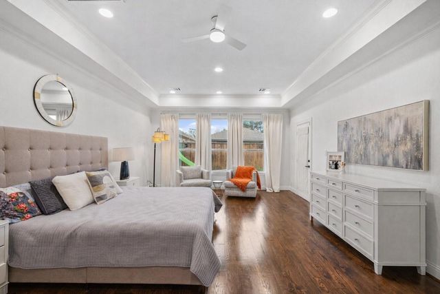 1835 Hewitt Drive, Houston, TX 77018