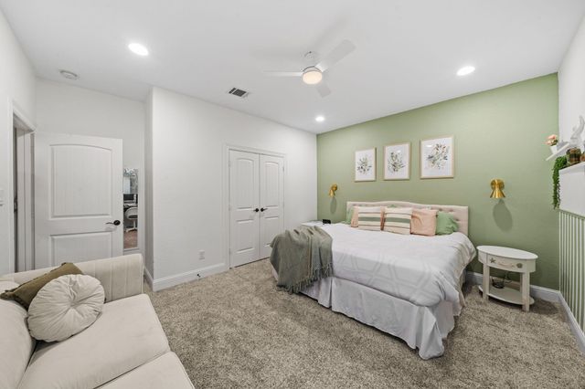 1835 Hewitt Drive, Houston, TX 77018