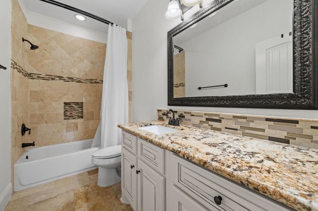 1835 Hewitt Drive, Houston, TX 77018