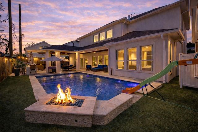 1835 Hewitt Drive, Houston, TX 77018