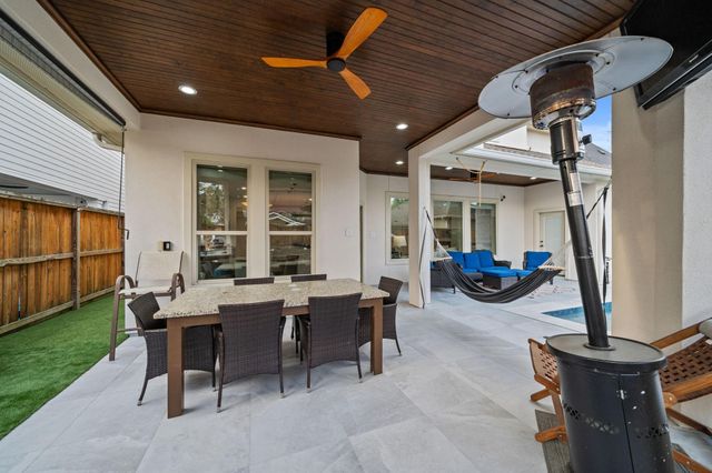 1835 Hewitt Drive, Houston, TX 77018