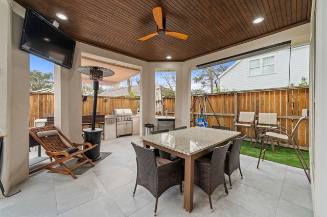 1835 Hewitt Drive, Houston, TX 77018