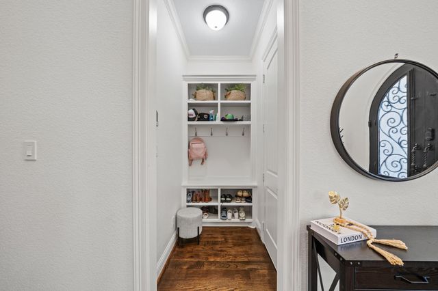 1835 Hewitt Drive, Houston, TX 77018