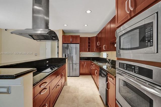 409 SW 5th St, Fort Lauderdale, FL 33315