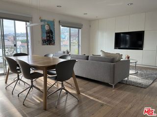 932 N Alfred Street PH1, Los Angeles, CA 90069