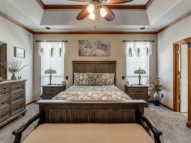 418 N Chisholm Trail Way, Mustang, OK 73064