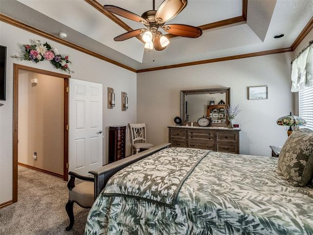 418 N Chisholm Trail Way, Mustang, OK 73064