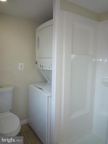 504 S WASHINGTON ST, Baltimore, MD 21231