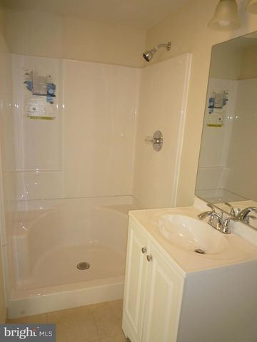 504 S WASHINGTON ST, Baltimore, MD 21231