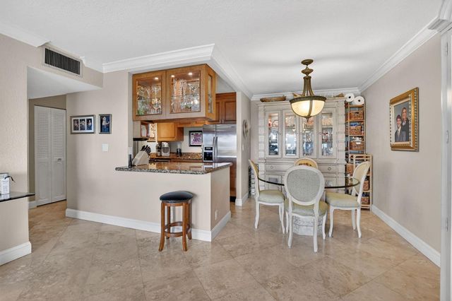 2121 N Ocean Boulevard 705e, Boca Raton, FL 33431