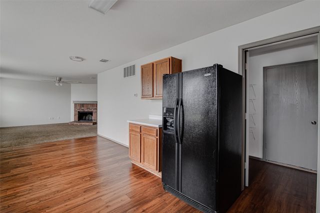 1420 Krista Drive, Burleson, TX 76028