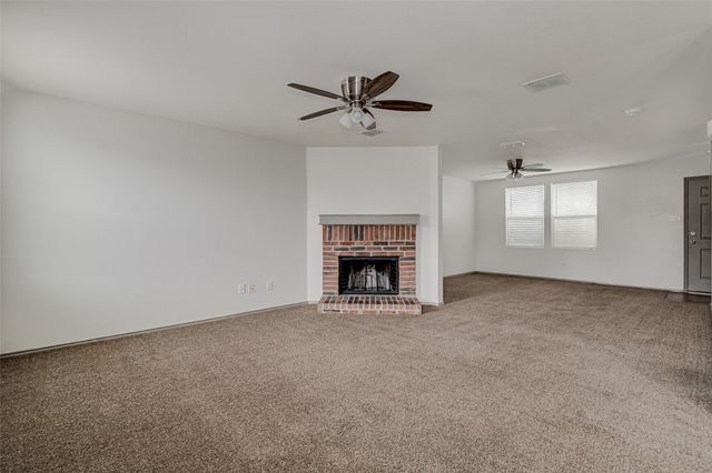 1420 Krista Drive, Burleson, TX 76028