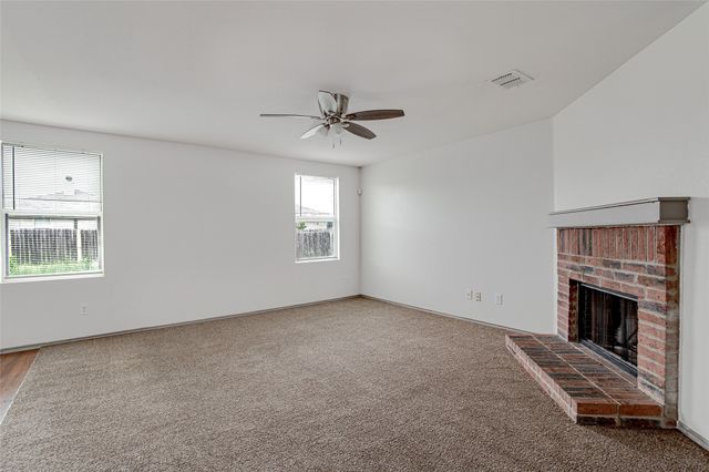 1420 Krista Drive, Burleson, TX 76028