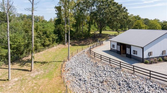 3608 Sunflower Drive, Buford, GA 30519