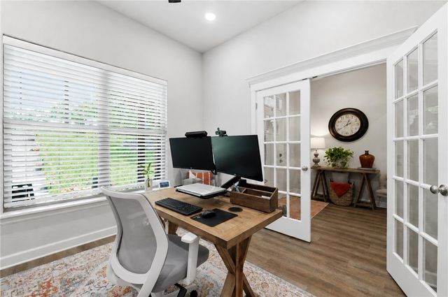 4 Aston Circle, Bella Vista, AR 72714