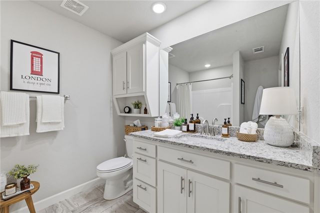 4 Aston Circle, Bella Vista, AR 72714