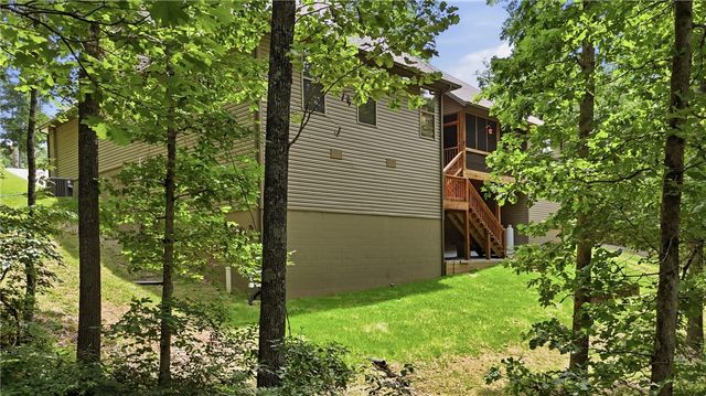 4 Aston Circle, Bella Vista, AR 72714