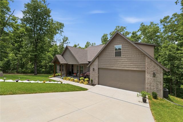 4 Aston Circle, Bella Vista, AR 72714