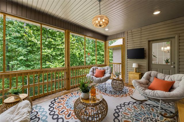 4 Aston Circle, Bella Vista, AR 72714