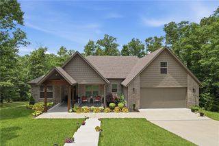 4 Aston Circle, Bella Vista, AR 72714