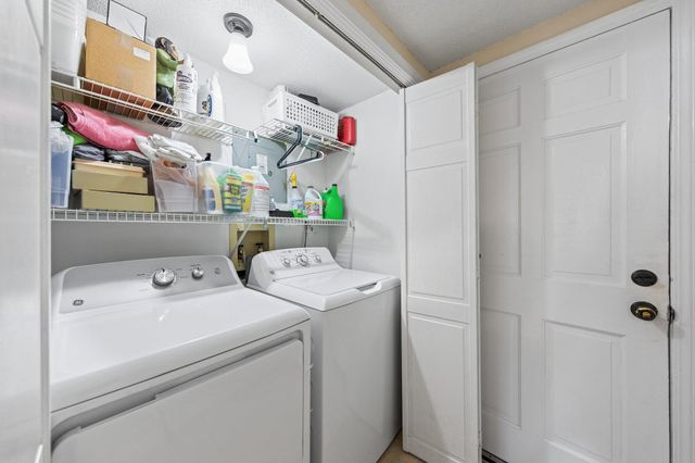 114 4Th Avenue, Shalimar, FL 32579