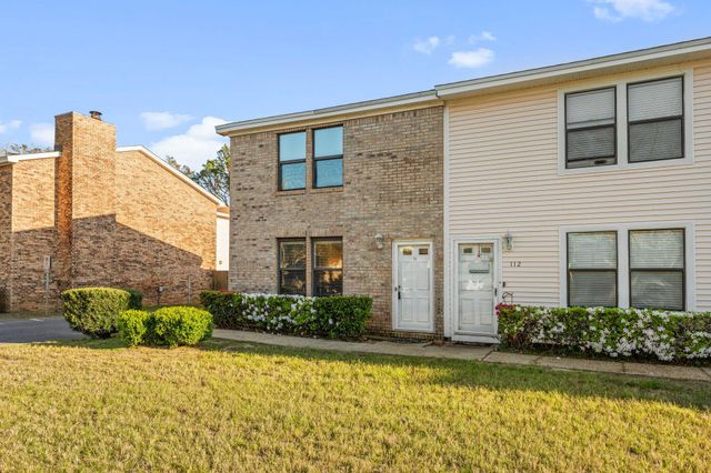 114 4Th Avenue, Shalimar, FL 32579