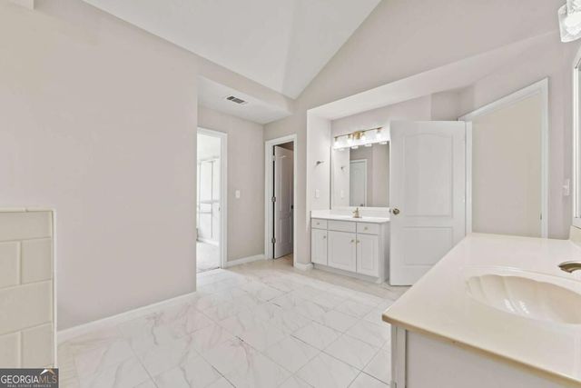 2878 Calhoun Square, Suwanee, GA 30024