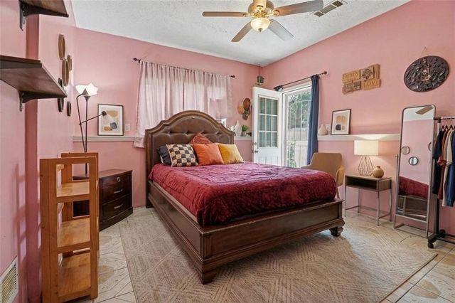10617 Barberry Drive, Hampton, GA 30228
