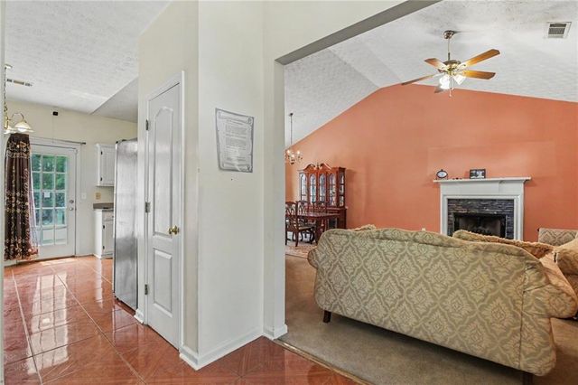 10617 Barberry Drive, Hampton, GA 30228