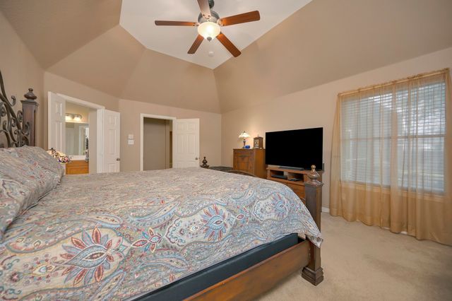 10209 Oldfield Court, Fort Worth, TX 76244