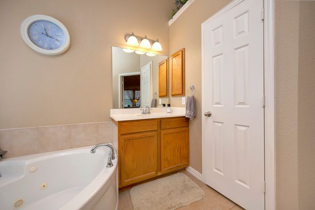 10209 Oldfield Court, Fort Worth, TX 76244