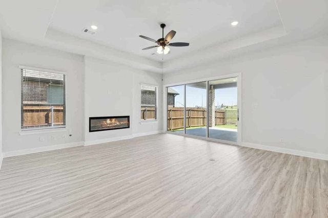 4321 Biddle Street, Midlothian, TX 76065