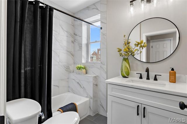 7206 Richmond Place, St Louis, MO 63143