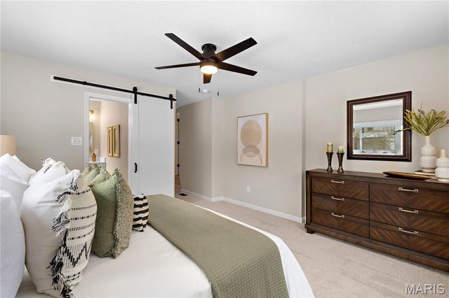 7206 Richmond Place, St Louis, MO 63143