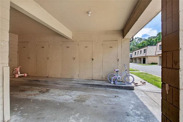 1591 Monterry PL, Newport News, VA 23608