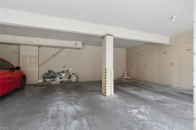 1591 Monterry PL, Newport News, VA 23608