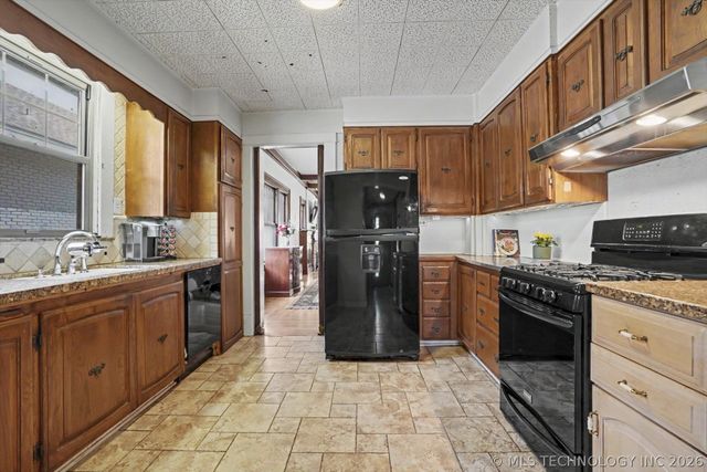 1606 S Denver Avenue, Tulsa, OK 74119