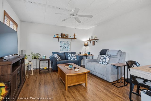 9729 Mill Court E B1, Palos Park, IL 60464