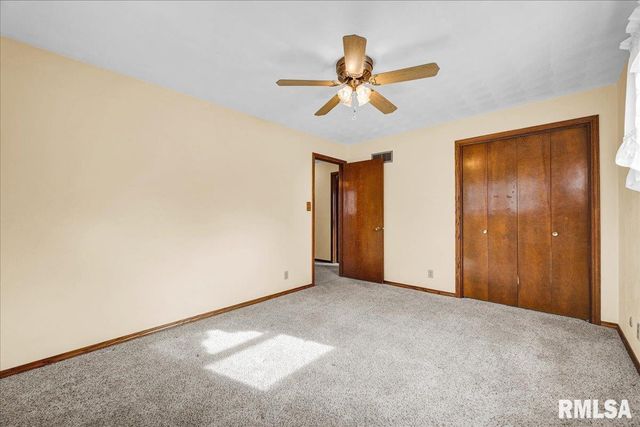 316 RAINBOW Drive, Creve Coeur, IL 61610