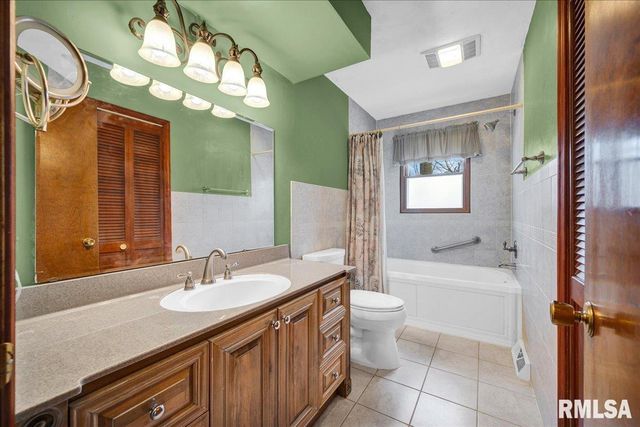 316 RAINBOW Drive, Creve Coeur, IL 61610