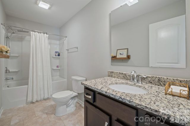 4015 Huntley Glen Drive, Pineville, NC 28134
