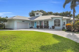 236 Fairway E, Tequesta, FL 33469