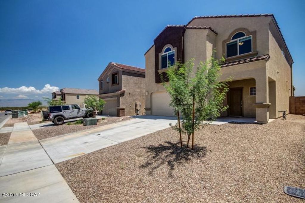 10335 S Keegan Avenue, Vail, AZ 85641